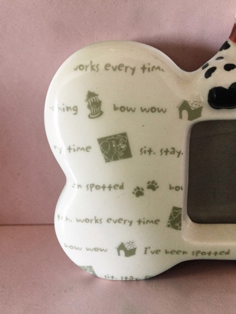 Vintage Disney 102 Dalmatians Bone‑Shaped Picture Frame – Domino & Little Dipper - Picture 7 of 10